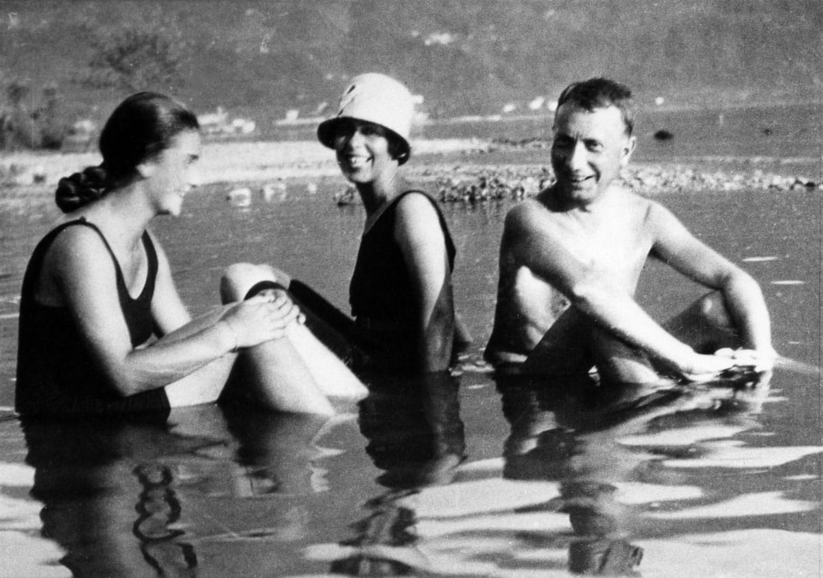 Elisabeth Wiegmann, Sophie Taeuber and Jean Arp in Ascona, 1925