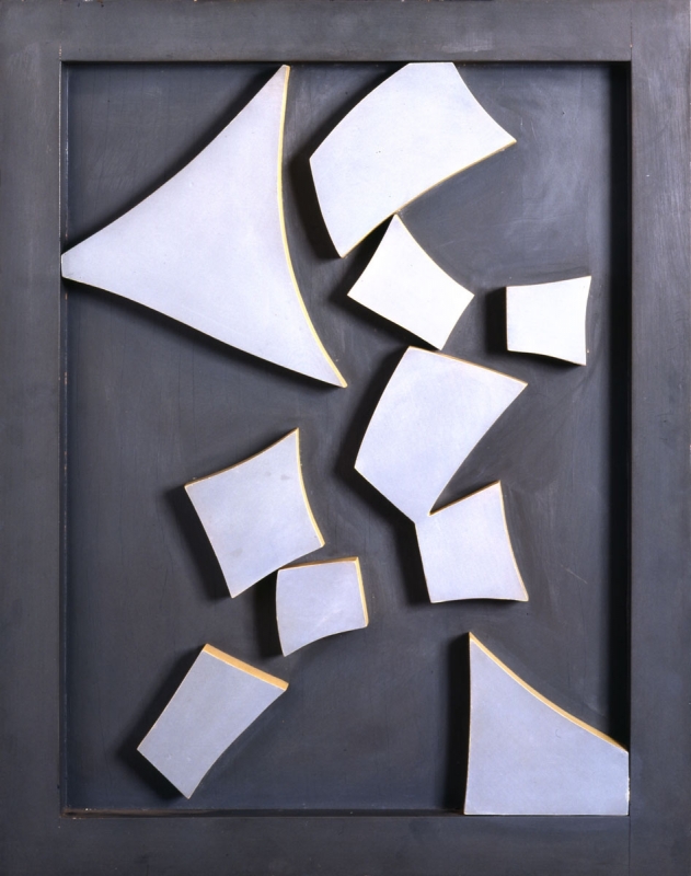 Jean Arp, Formes &eacute;l&eacute;mentaires, bois peint, 1947